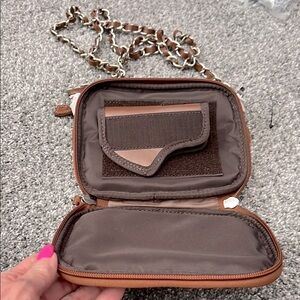 Crossbody gun purse, never used,